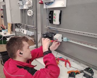 Elektrikář silnoproud 07